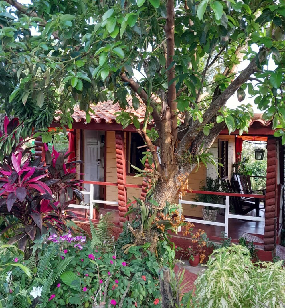 La Campiña有机农场的私人小木屋，配有空调