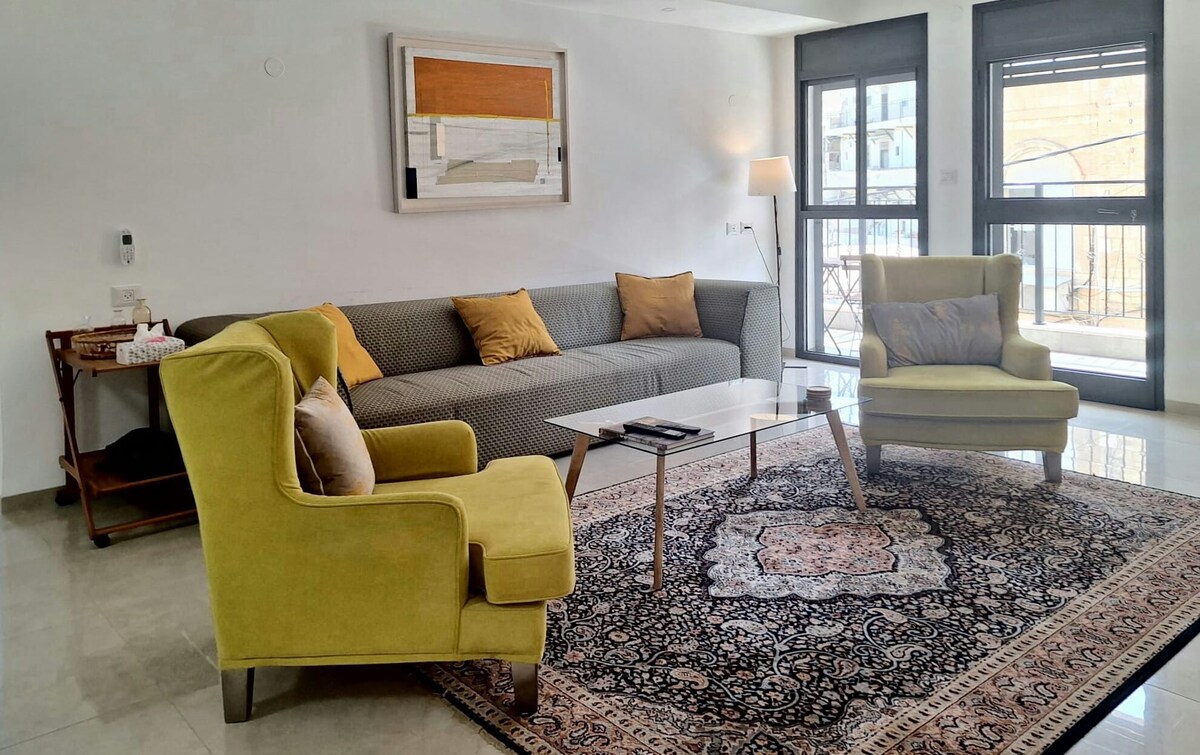 דירה חדשה ומעוצבת בשכונה הכי צבעונית בחיפה