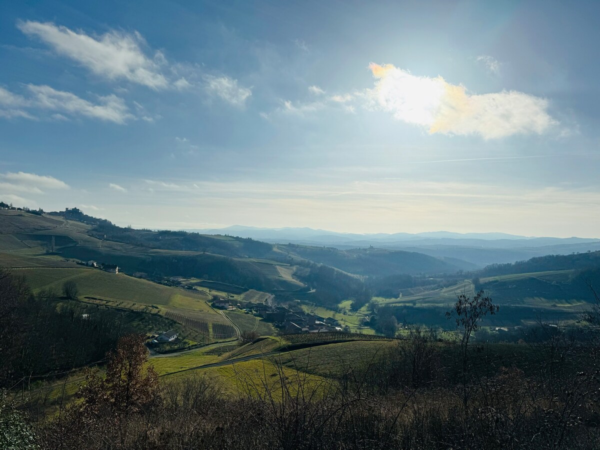 Magnifique gite Beaujolais avec vue de rêve