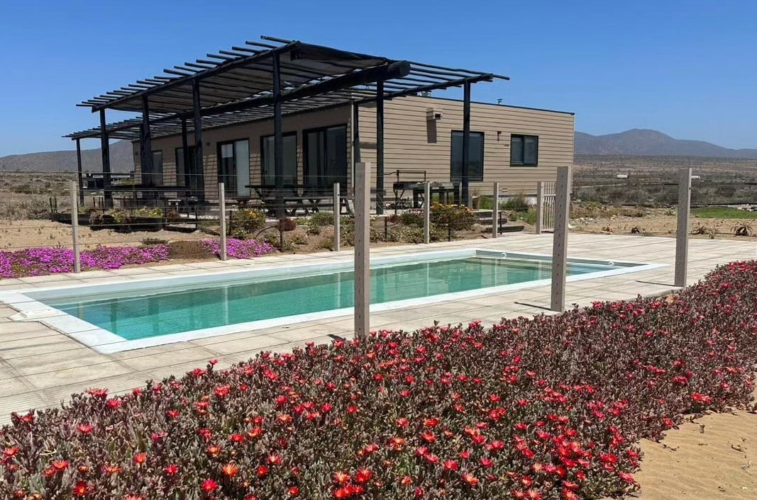 Casa a pasos de playa Morrillos con piscina