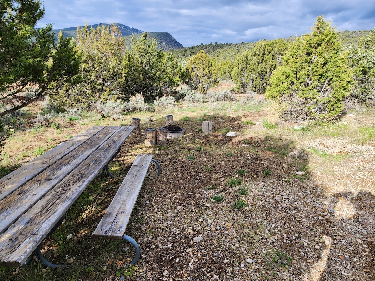 City of Rocks Retreat Tent/Van site 10