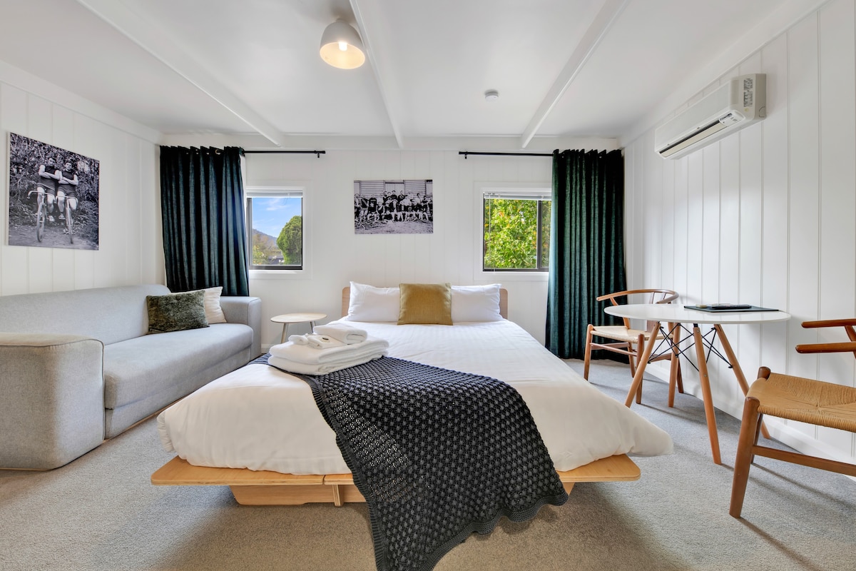 舒适的标准双人床客房，位于Bright Velo市中心
