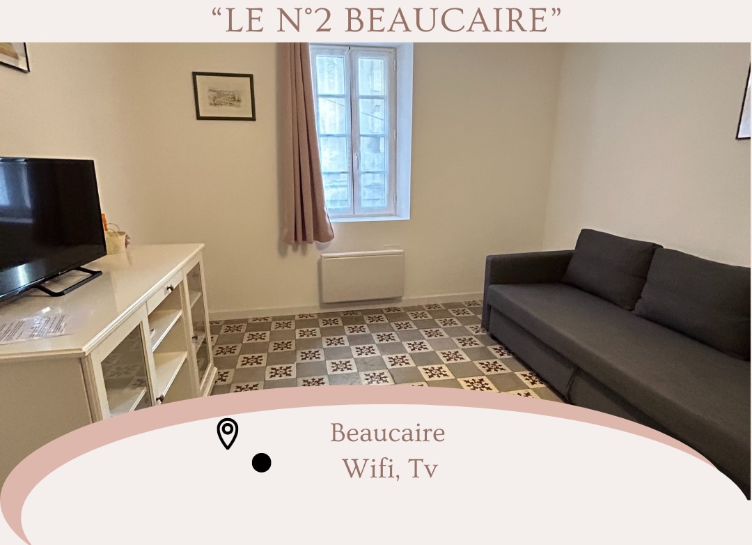 「Le N ° 2」* Beaucaire *市中心