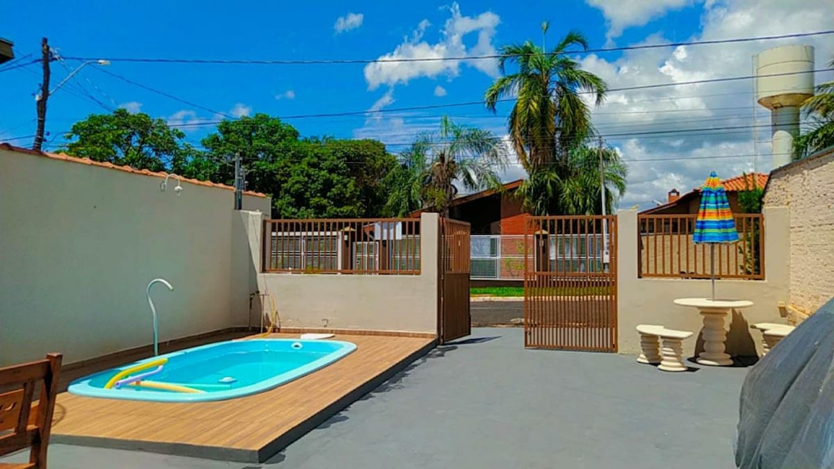 Rancho Lago e Sol com piscina Fronteira MG