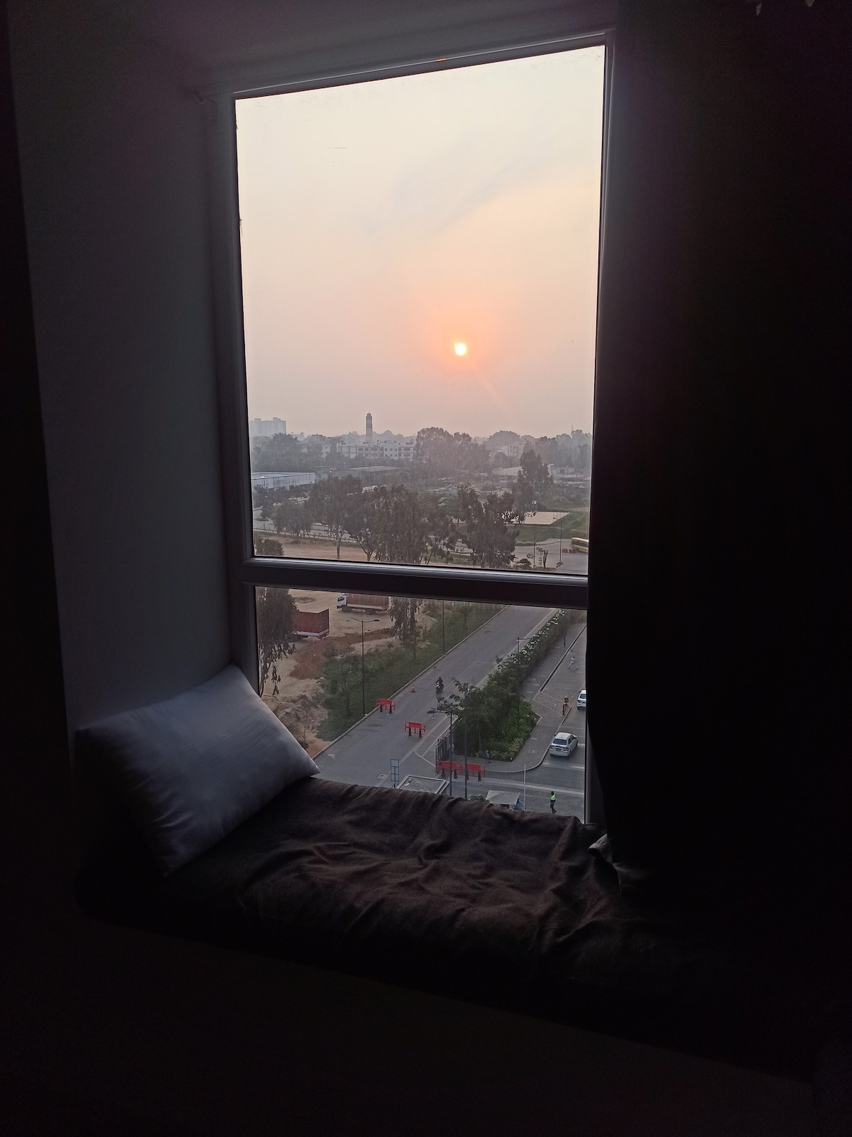 Private Room in a 2bhk (Non AC) - Bhartiya City