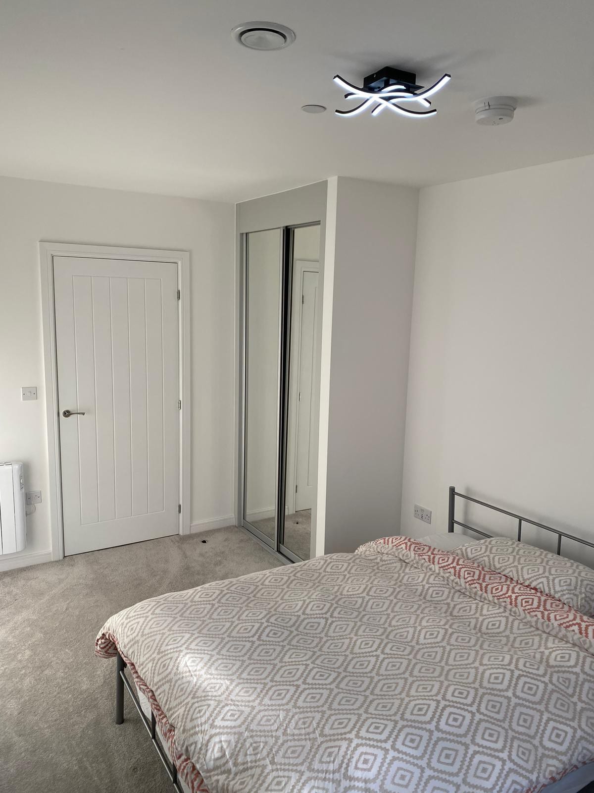 Stansted - private room close to Stansted airport.
