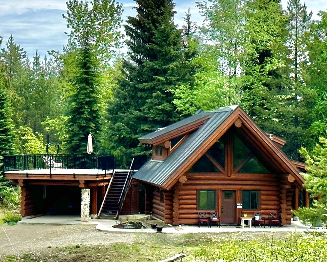 Peaceful/Stylish Log Cabin: Near Red Mt Biking