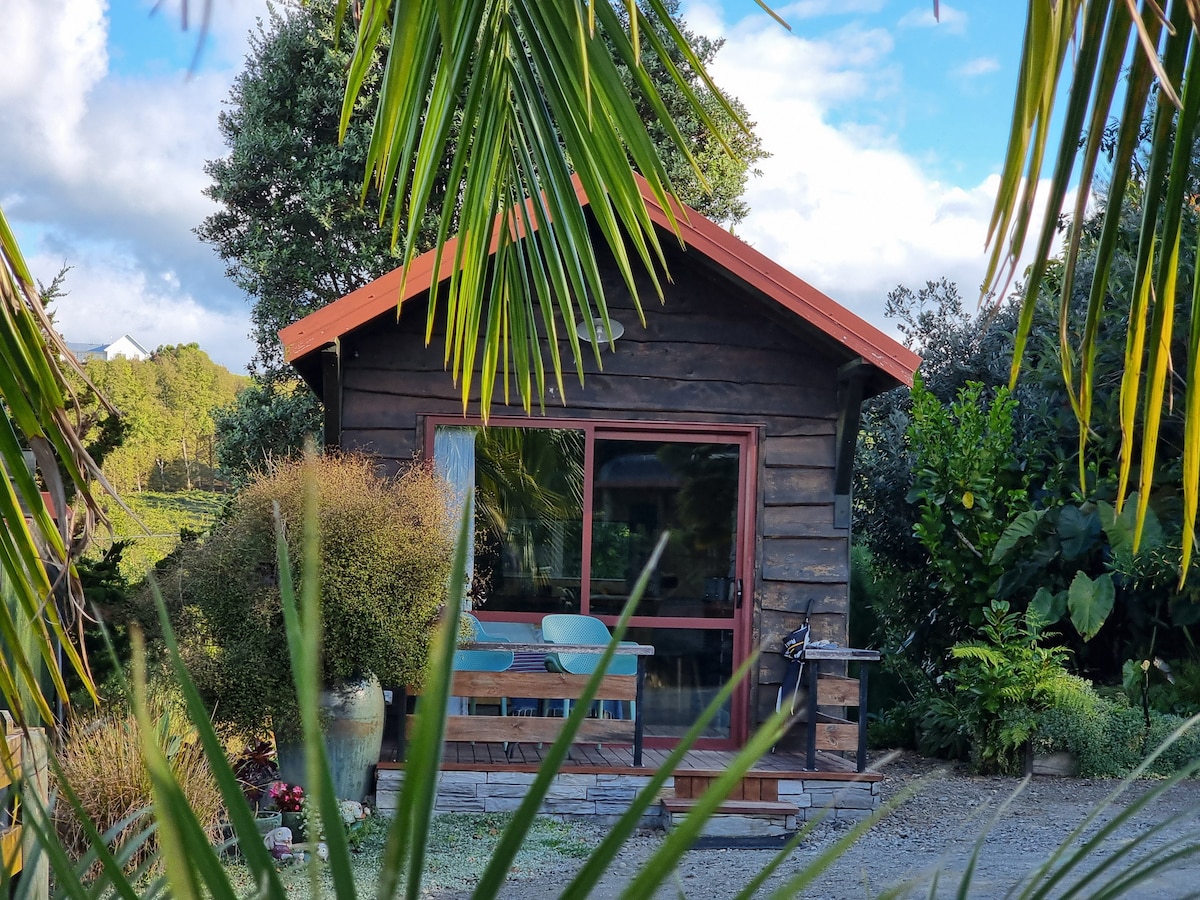 Swiss-Kiwi Cottage, inkl.Breakfast, Jacuzzi option