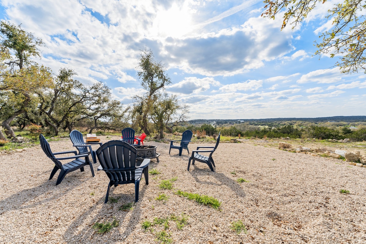 Insta Worthy| Hill Country Views| Great location