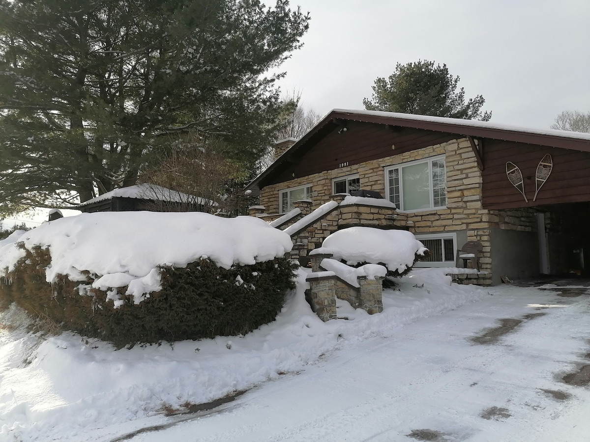 Charmant Chalet dans Laurentides