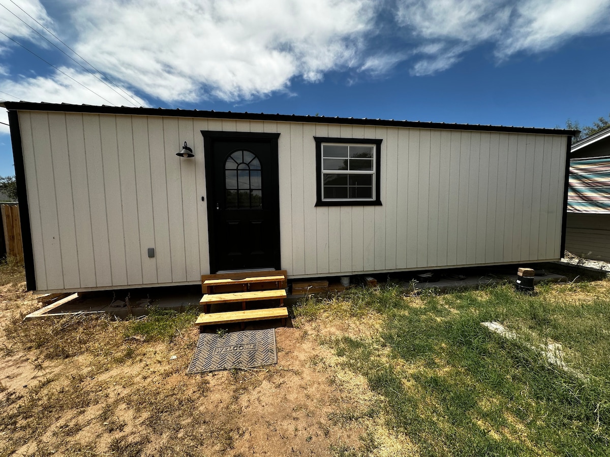 Cozy, Private Phoenix Tiny Home