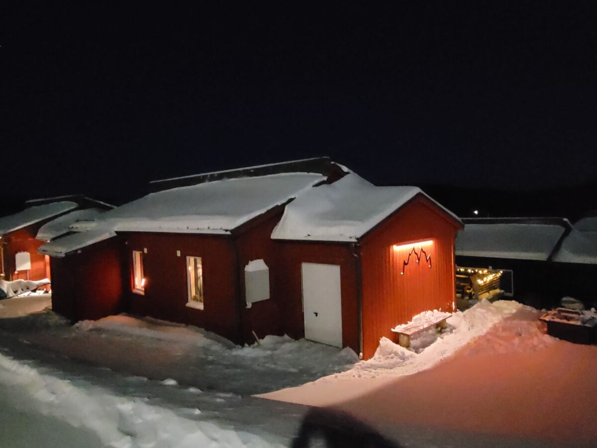 位于Kittelfjäll市中心的小屋