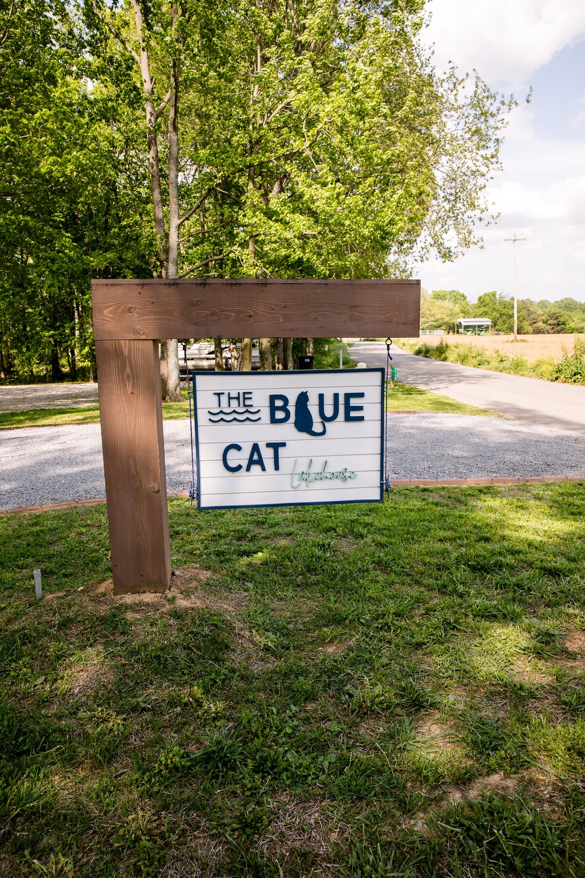 The Blue Cat Lakehouse @ Barren River Lake