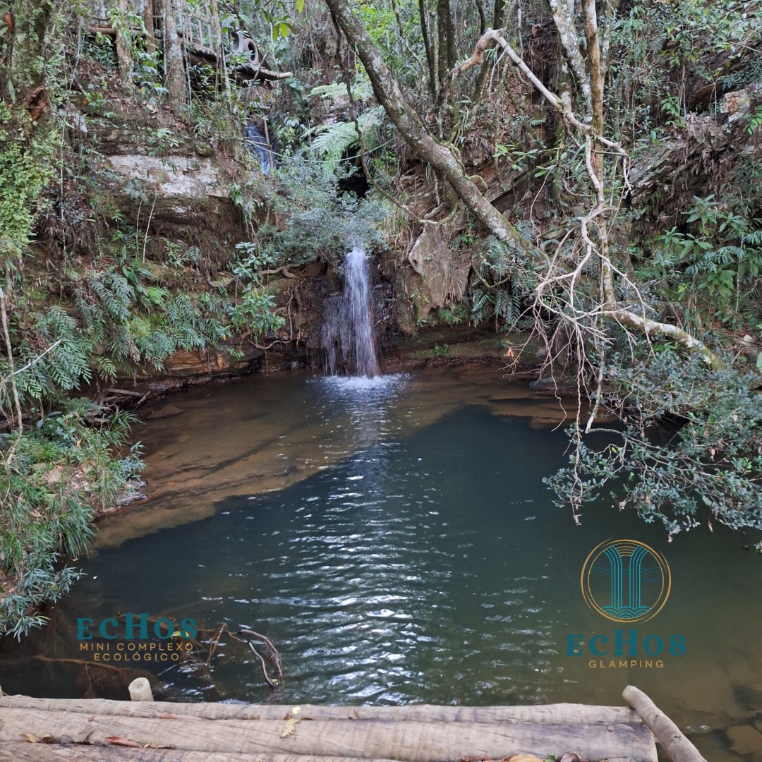 Hospedagem em complexo ecológico com cachoeiras