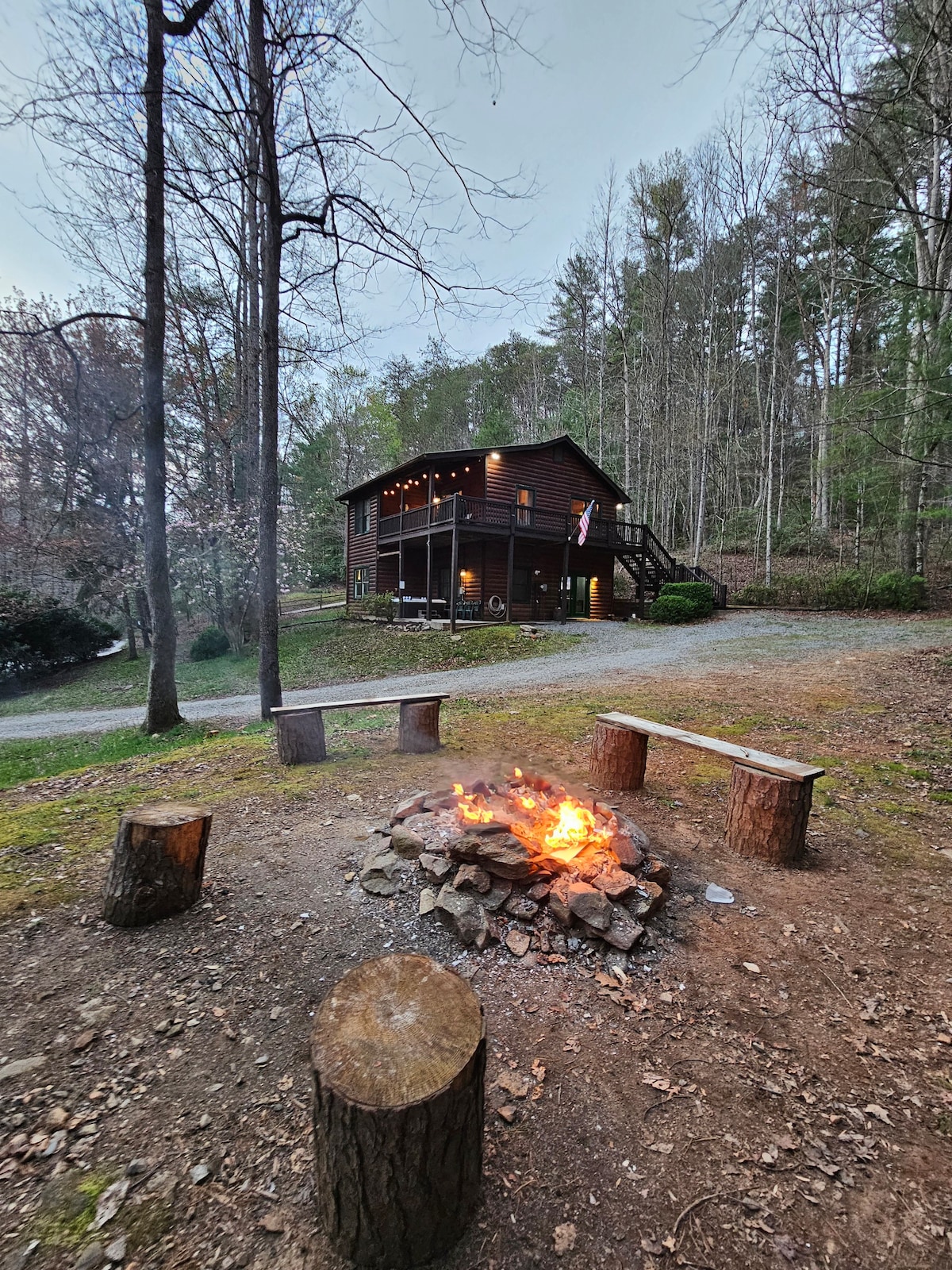 Tranquility near Wineries-Spa-Firepit-BBQ-Hot Tub