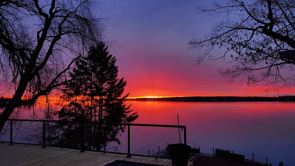 4 Season Cottage St. Lawrence River