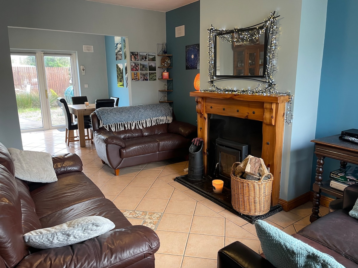 Homely dormer bungalow in Kilmuckridge