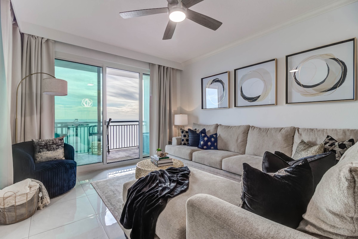 Gorgeous Oceanview 3BR Luxury Condo - "Latitude"