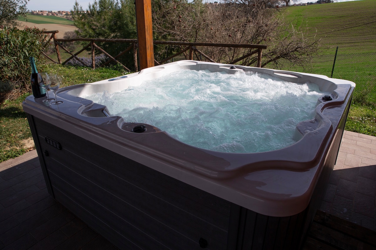 [jacuzzi 6 posti]Villa con Piscina a 10' dal Mare