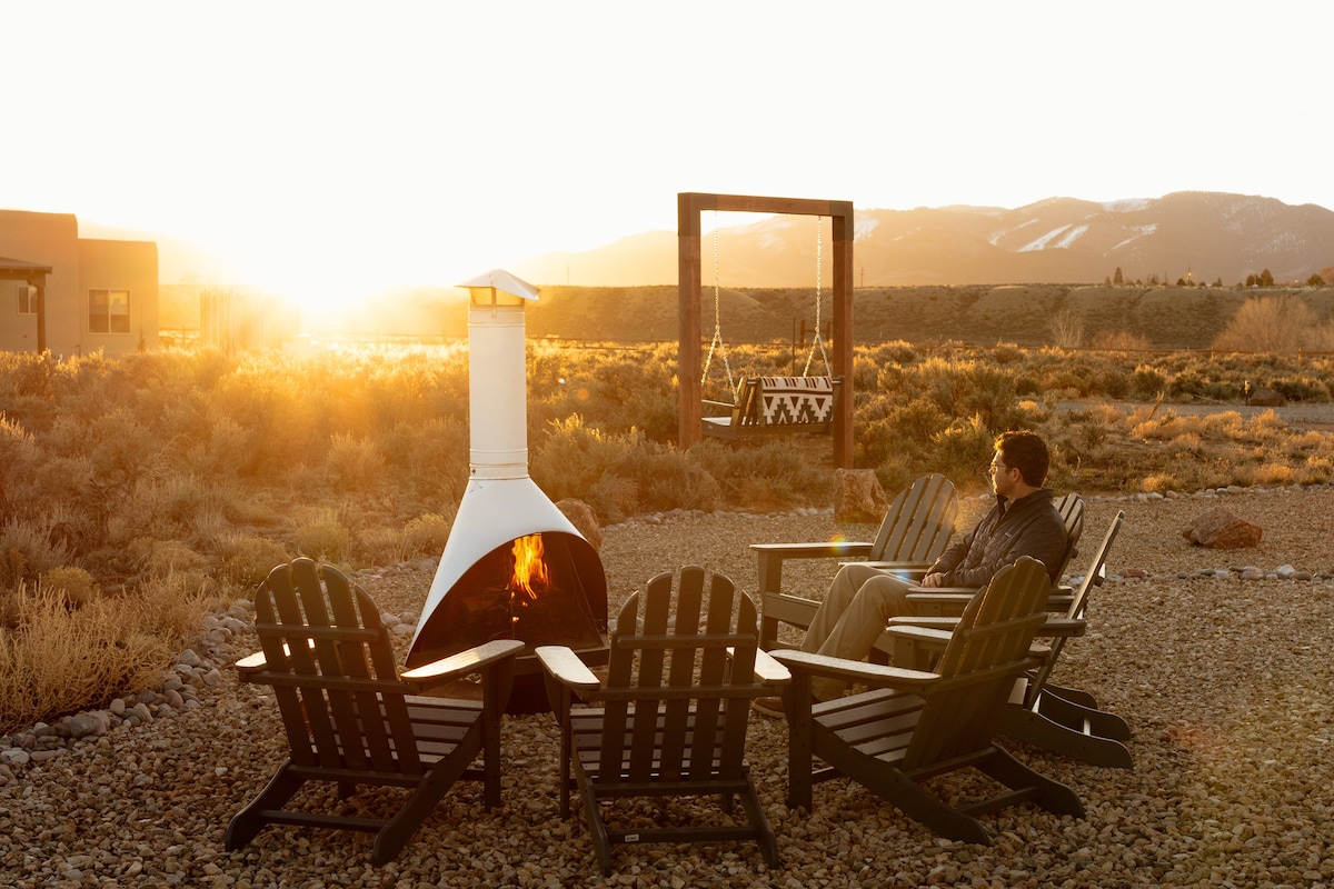 BeautifulTaos: Views, Swing, HotTub, Kiva+ConeFire