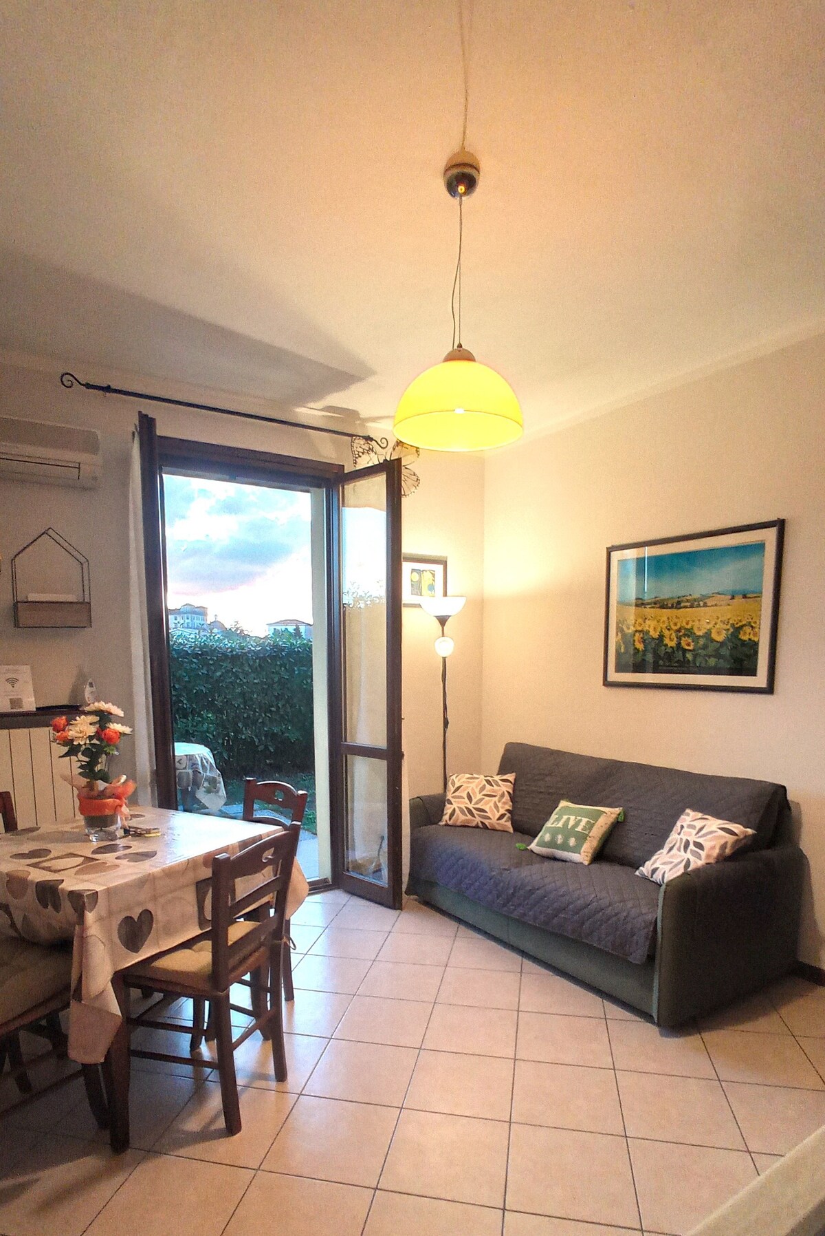 Apartment with garden, wi-fi, smart tv, air cond.