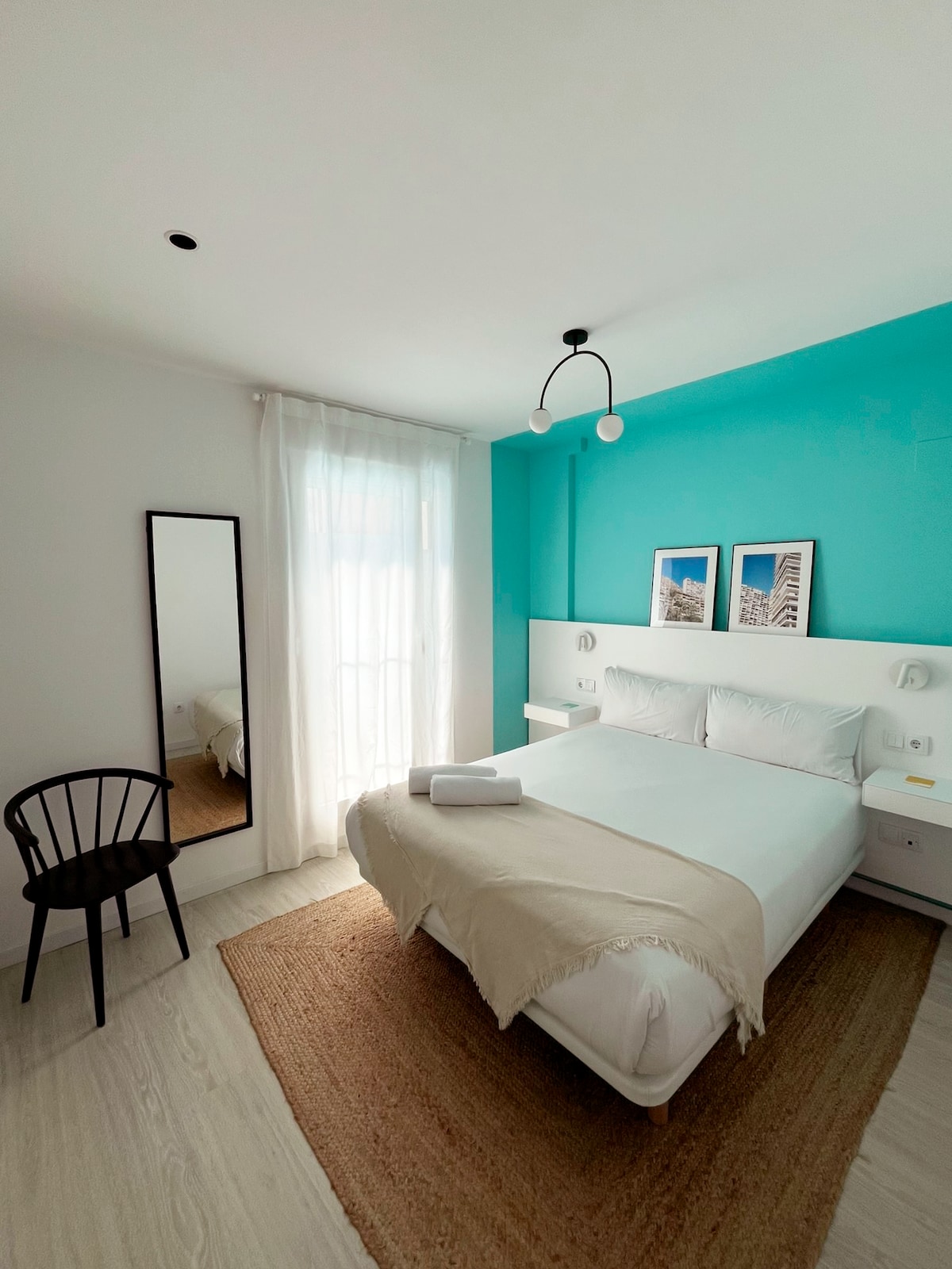 Friendly en suite bedroom in La Marina de València
