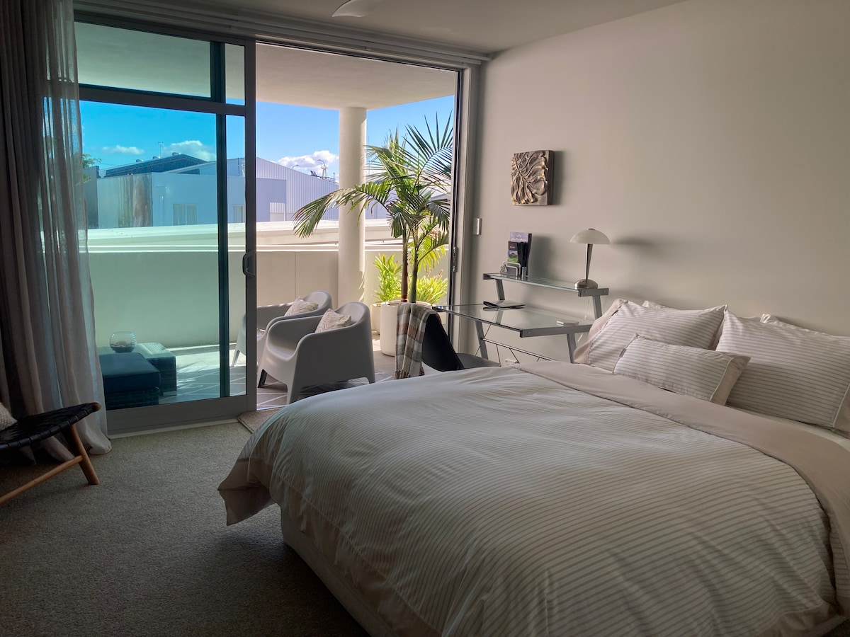 Bedroom / Study in Mount Maunganui Central