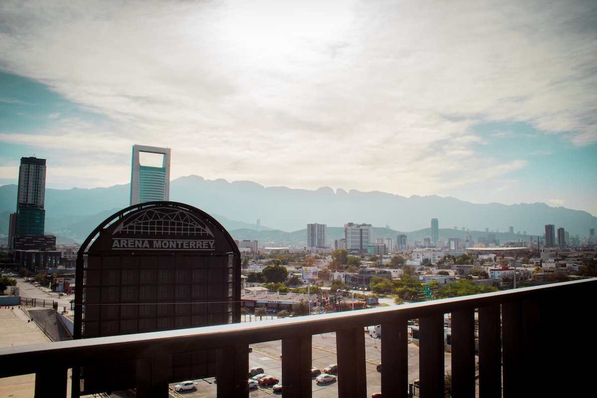 3Br Terraza Panorámica Frente Fundidora Arena Mty