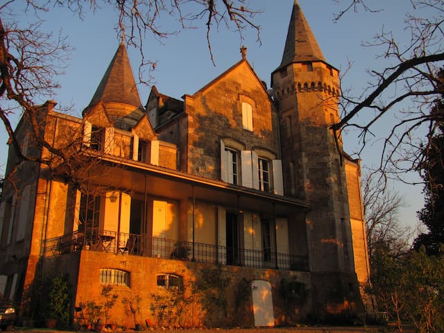 Labastide-Castel-Amouroux的民宿