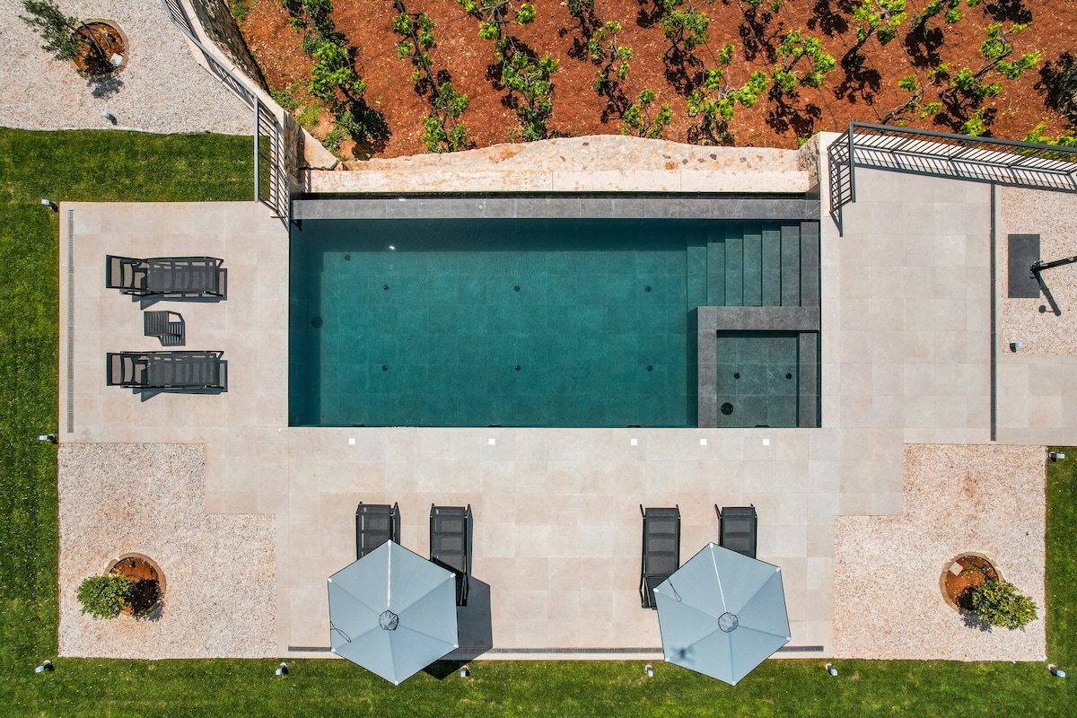 Recluso别墅-大型泳池，水力按摩，烧烤，景观