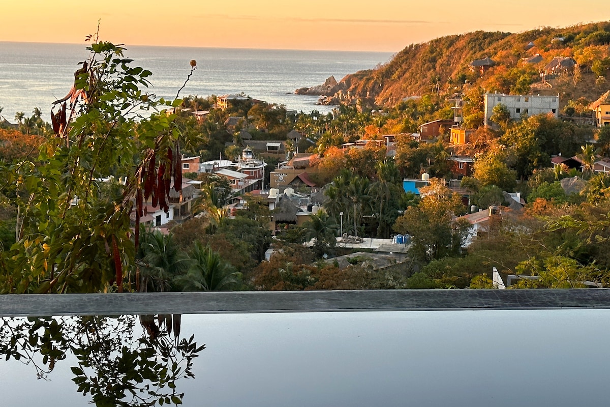 New, luxury villa with infinity pool & ocean views