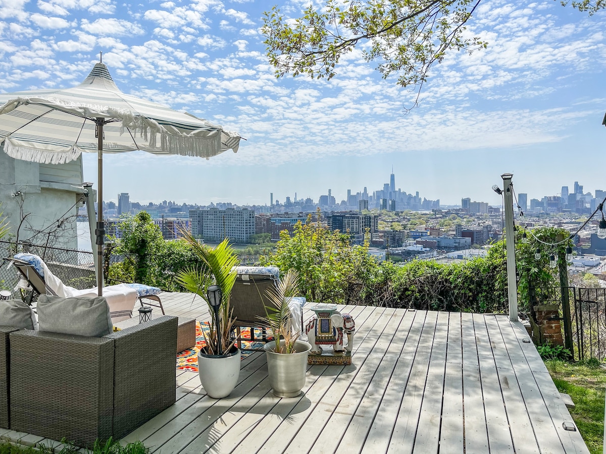 Amazing views of NYC+Patio 10 mins from NYC