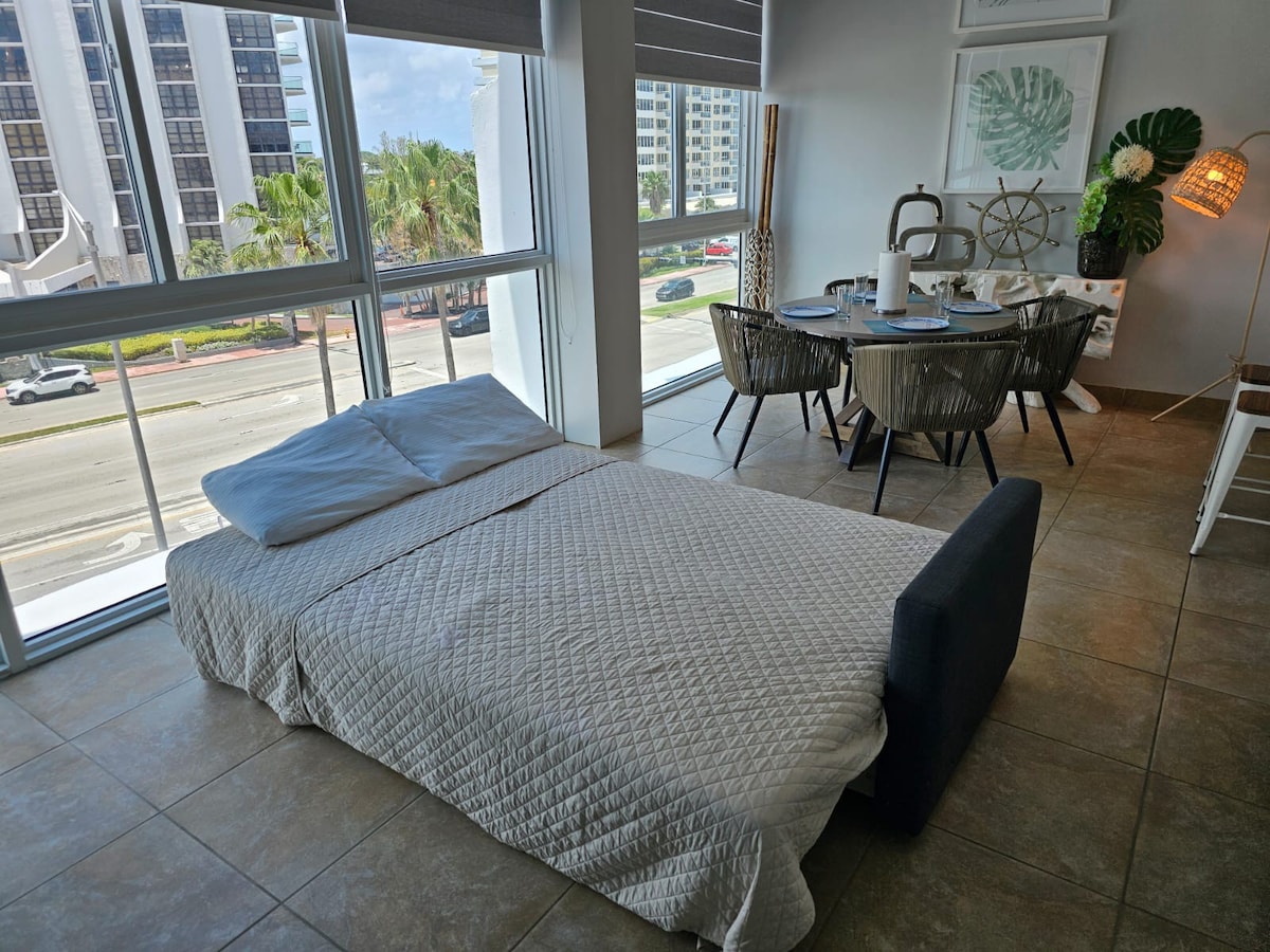 Beachfront Condo-Hotel 1 Bedroom