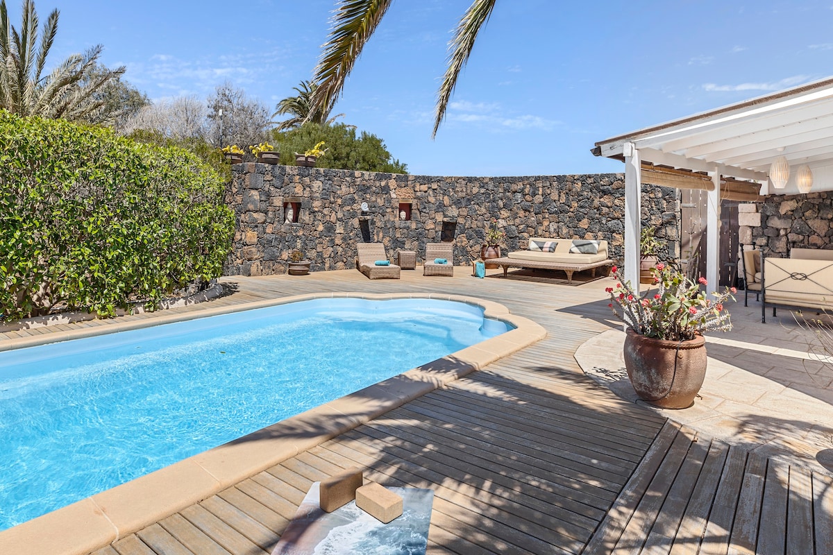 Casa Brixio -带恒温游泳池