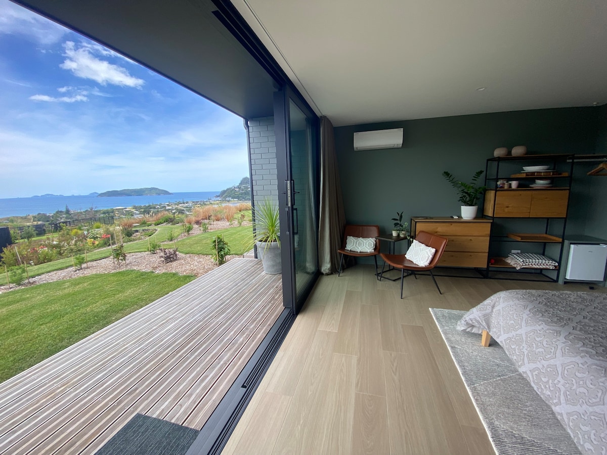 Tairua's Matairangi: Ruru Room