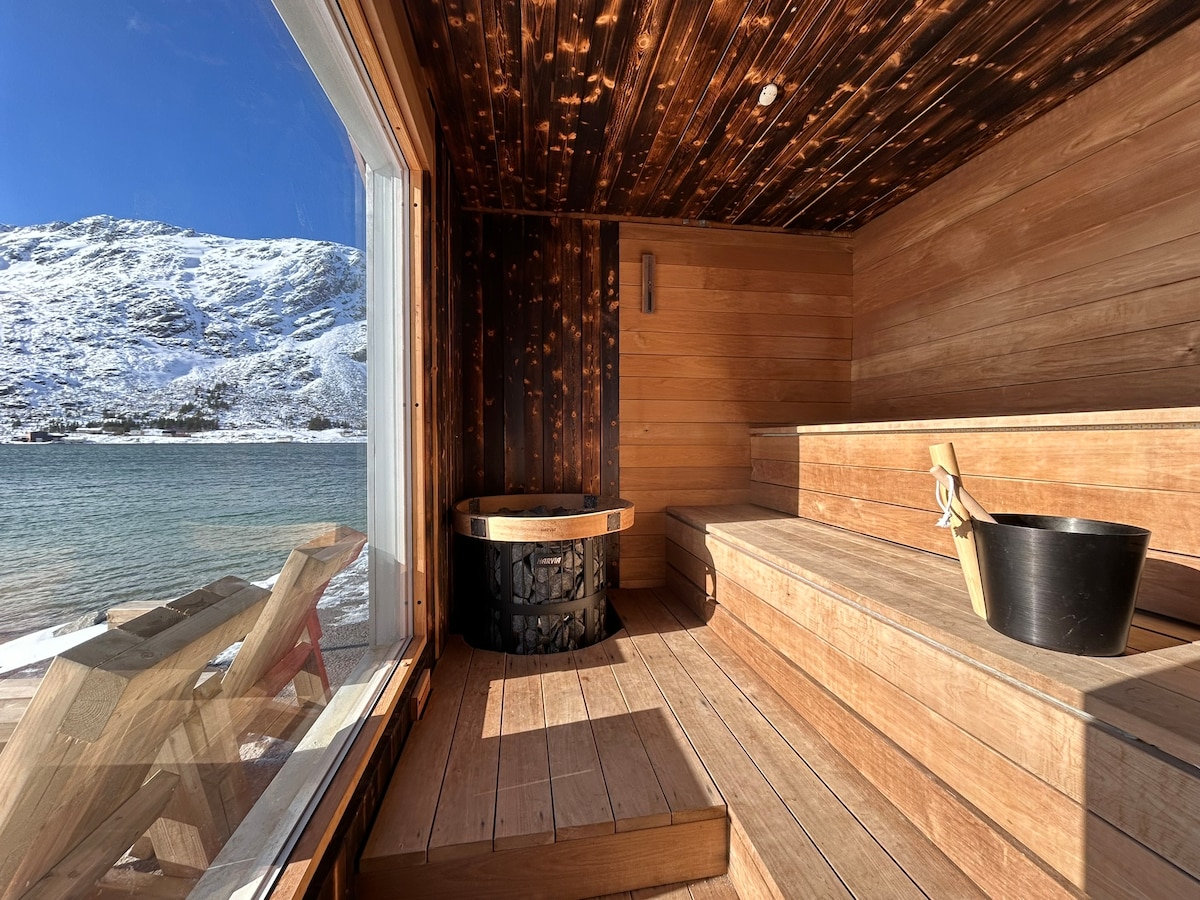 Casa Lofoten Ramberg Norway Sauna Reine Kvalvika