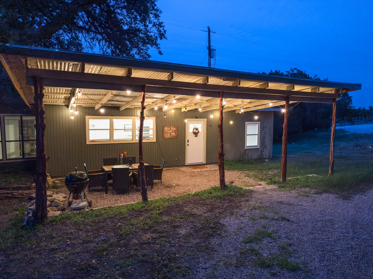 Peaceful Cottage near Fossil Rim | 180° View