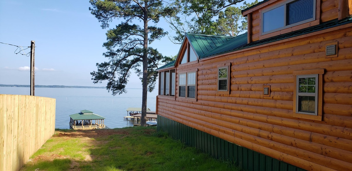 Tiny Tolo - Lakefront Cabin on Tolo Bend
