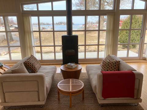 Unique panoramic view of own jetty, 8 guests