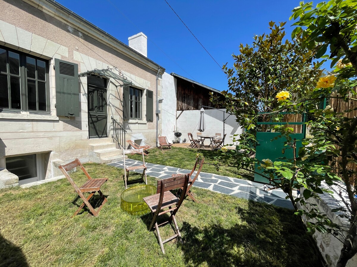 Charming house - quiet closed garden - 2,5 rooms