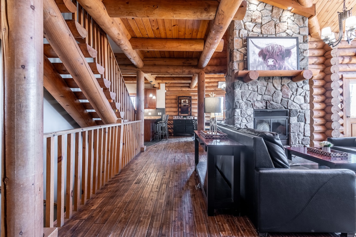 7BR LogCabin/Spa/Nature/MontTremblant Area/18Guest