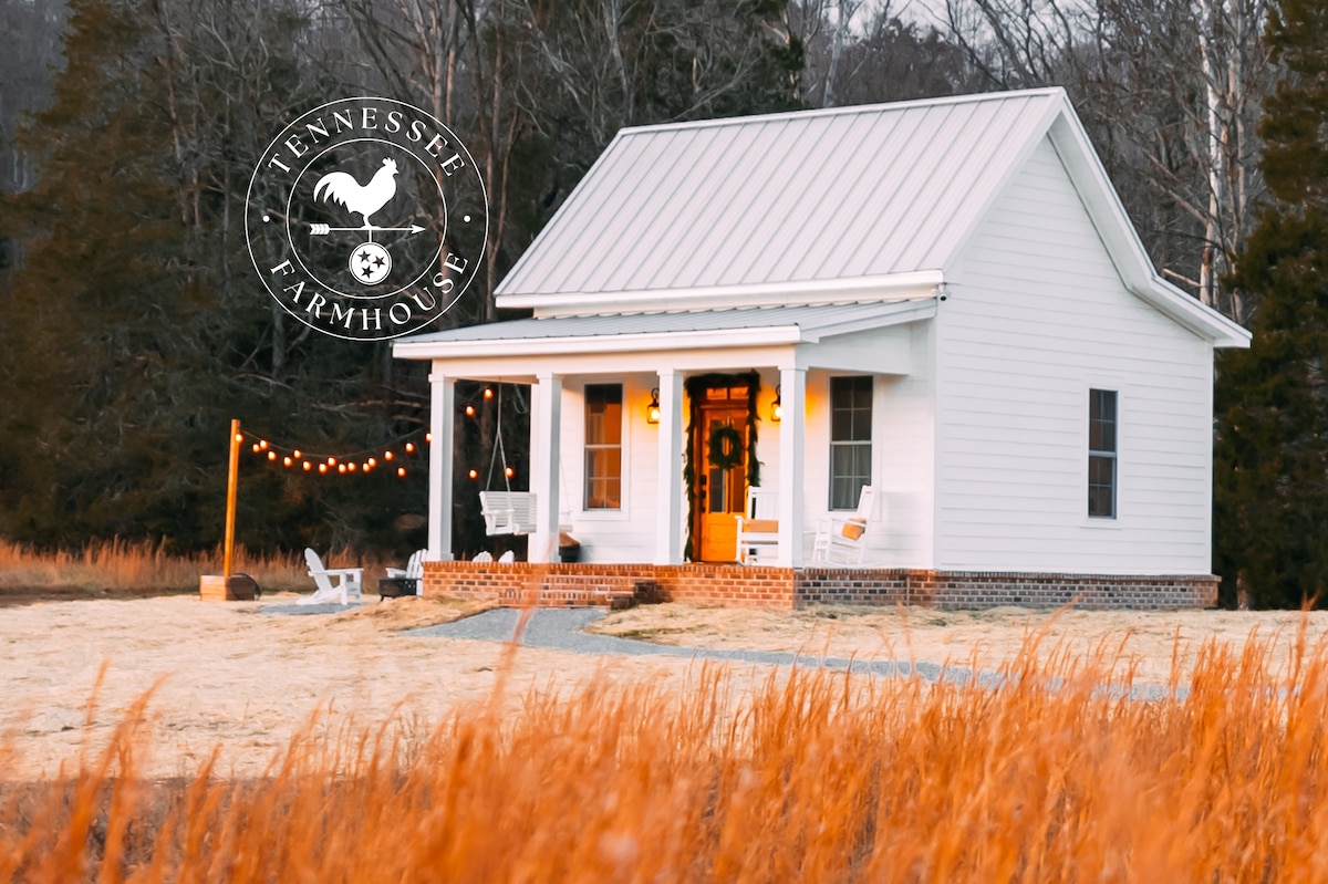 *NEW* Tiny Tennessee Farmhouse