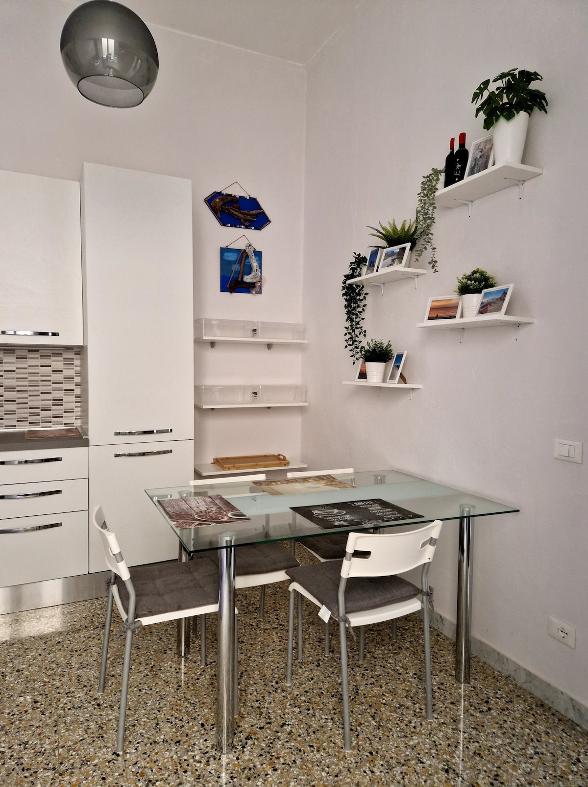 Stanza Privata 4600 - Livorno Centro