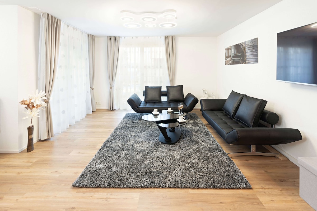 Exklusive 2,5 Zimmer Wohnung