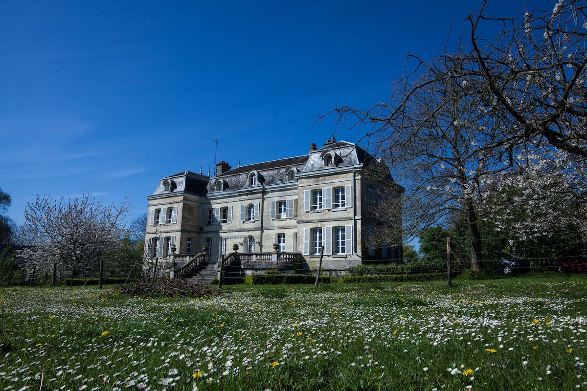 Château Le Bas Bleu, Maison La Souveraine : 2p