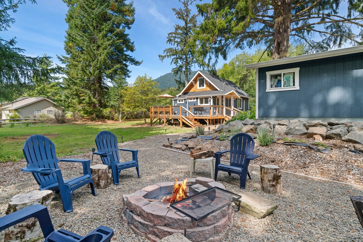 Fully Remodeled Manzanita Cabin!Easy walk to beach