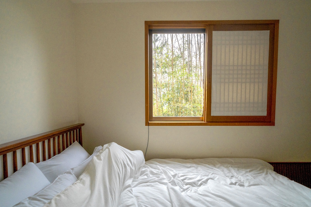 Korean traditional house (Hanok) surrounded bamboo