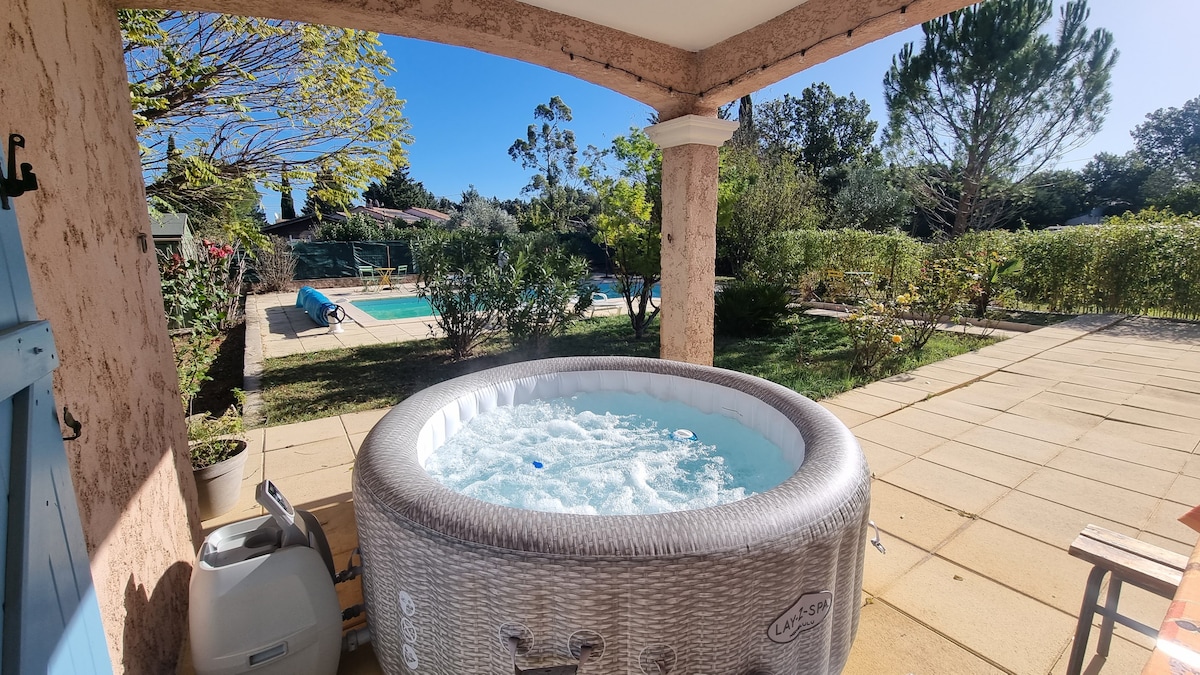 Villa de charme  avec jacuzzi