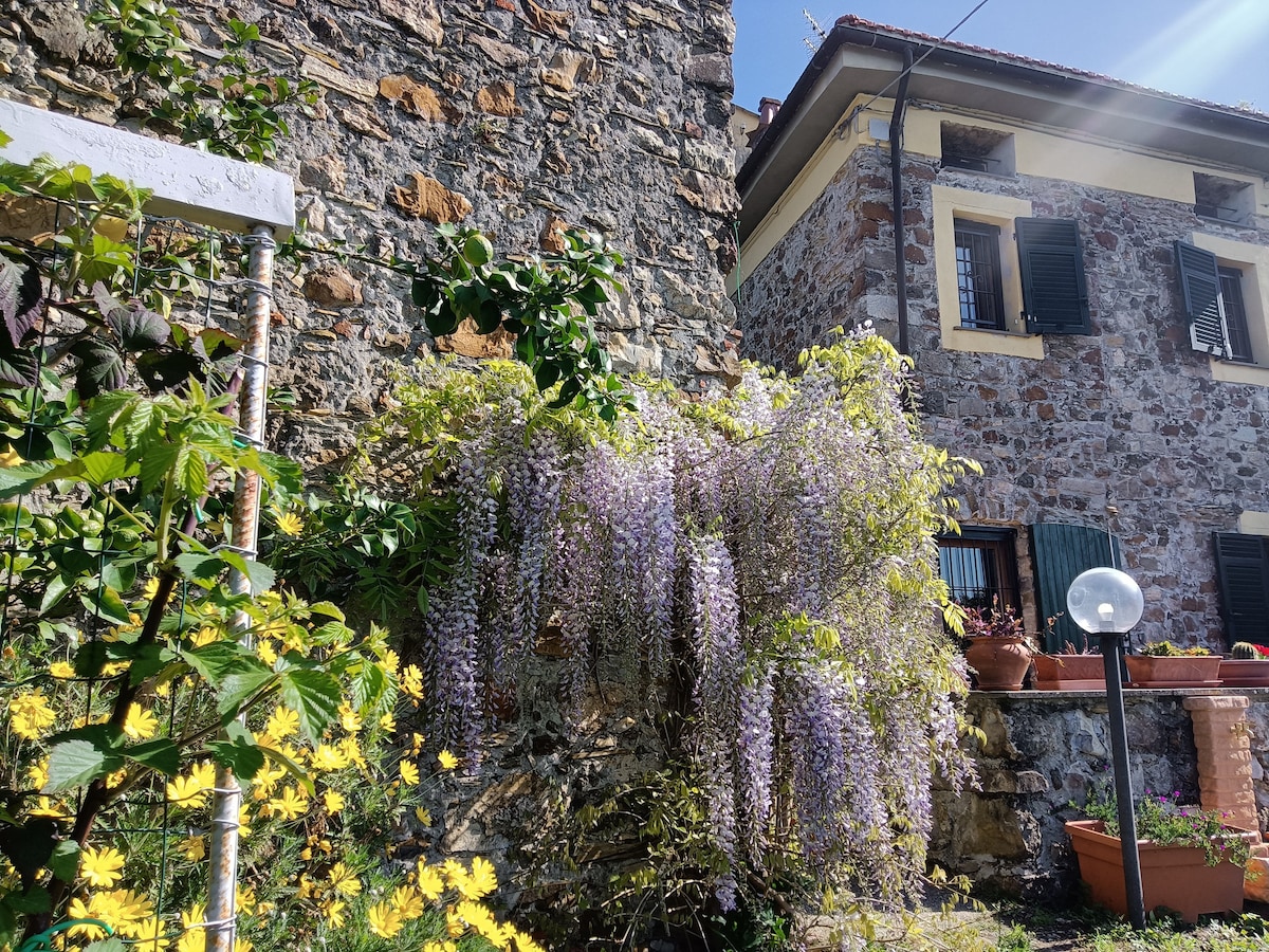 Antico casale con vista meravigliosa