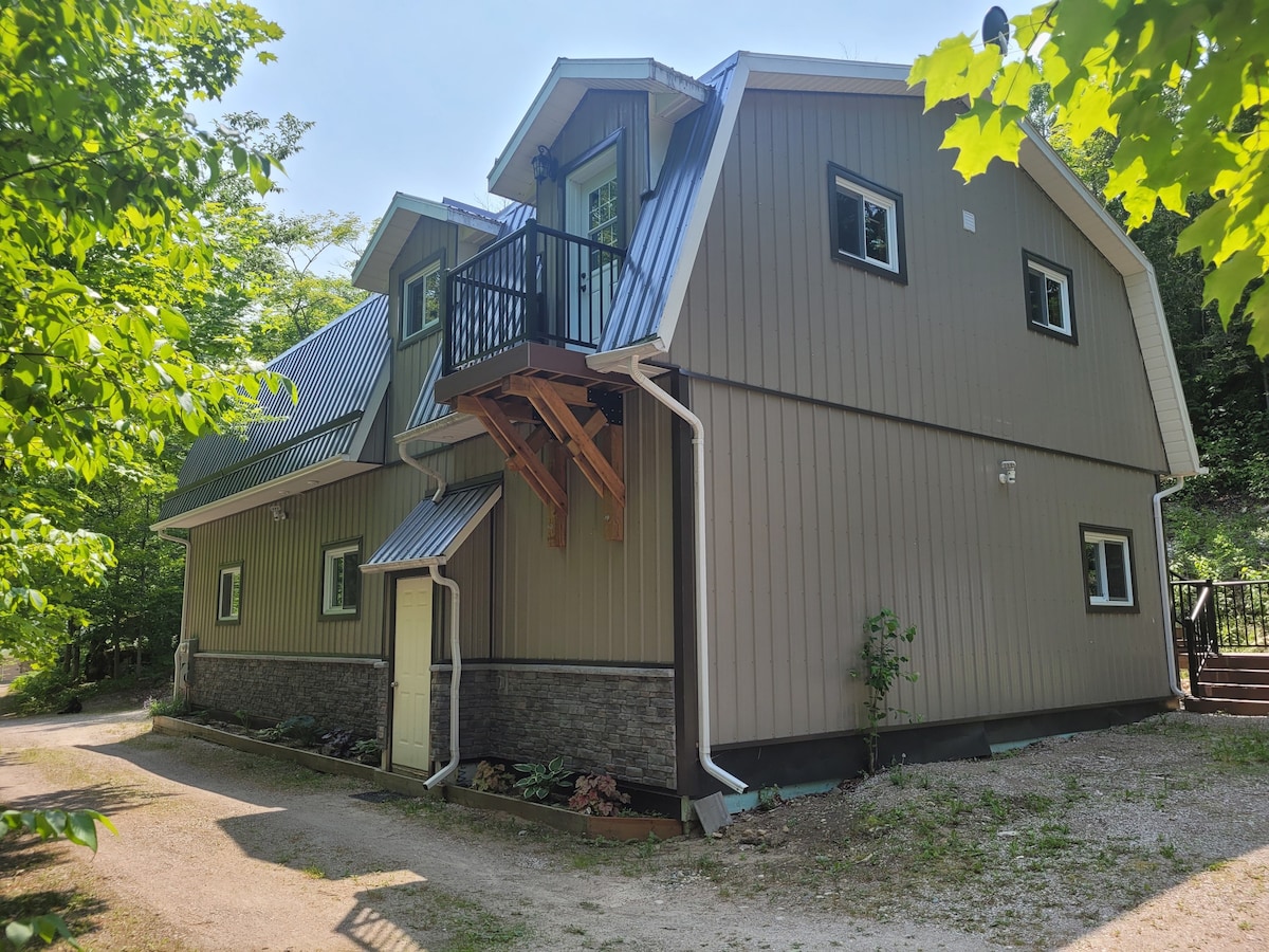 Stone Ridge Loft -Natural Limestone Bluff Oasis-